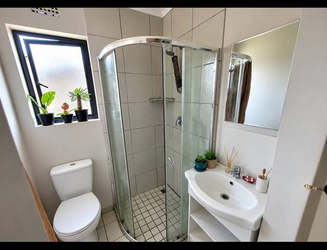 3 BEDROOM TOWNHOUSE FOR SALE IN KENLEAF